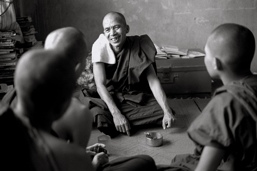 Yangon 2013: a Shan monk based in remote Karen State visits a temple where he used to teach in Yangon.